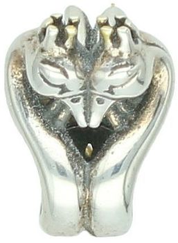 Charms srebrny próba 925, dwa łabędzie typu PANDORKA DIA-CHA-4143-925 Zachwycająco romantyczny charms przedstawiający dwa łabędzie splecione szyjami, tworzące razem symboliczne serce. 1.jpg