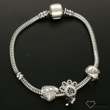 Modny charms do bransoletki 'Serce w cyrkonie MOM'. Ponadczasowa biżuteria w formie charmsów do bransoletki, pozwalająca każdej kobiecie skomponować bransoletkę wedle własnych upodobań, (4).jpg