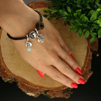 Modny charms do bransoletki z wiszącym sercem I love you z różą. Ponadczasowa biżuteria w formie charmsów do bransoletki, pozwalająca każdej kobiecie skomponować bransoletkę wedle własnych upodobań, (6).jpg