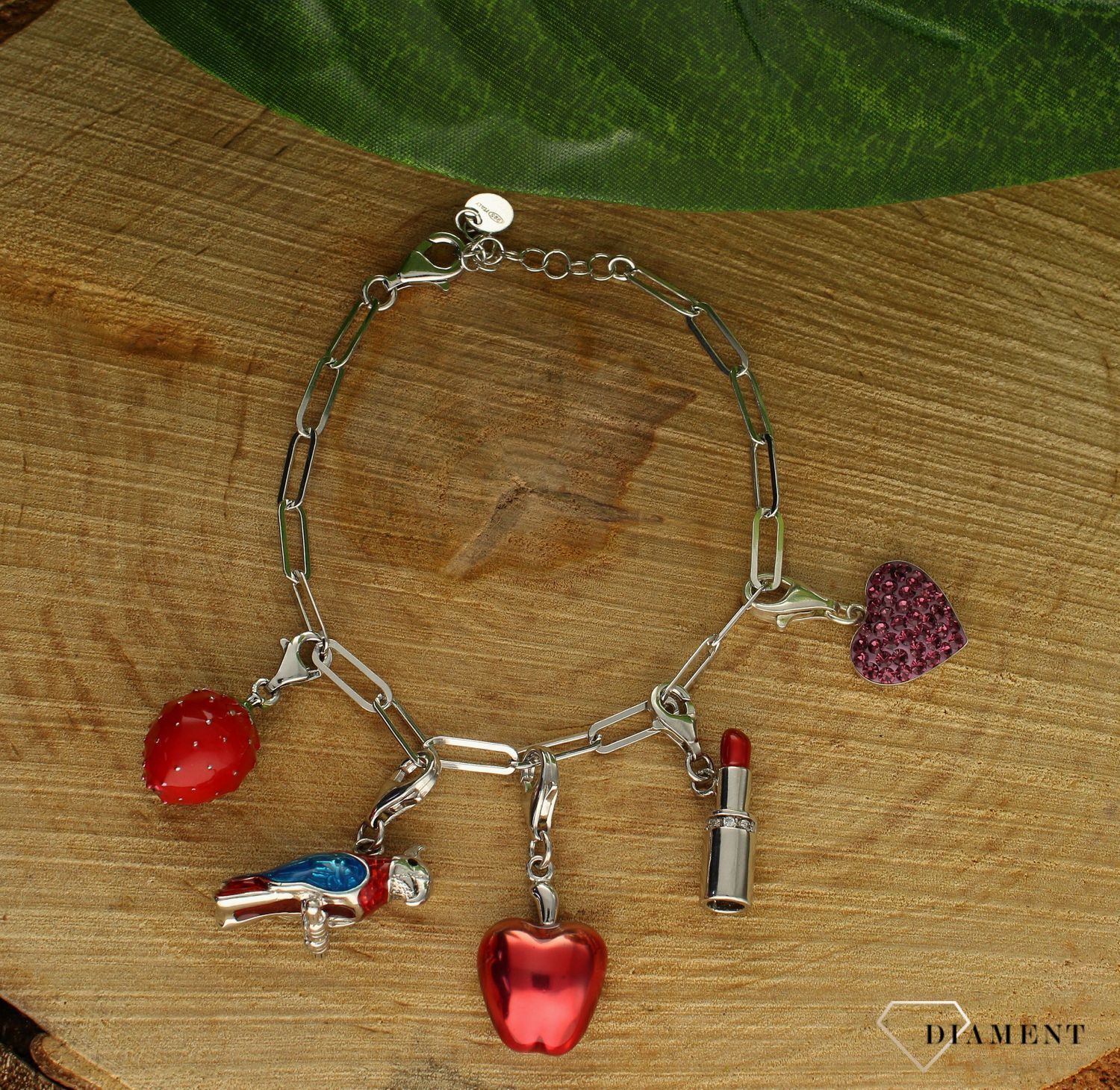 Srebrna zawieszka charms szminka DIA-CHA-6828-925. Charms srebrny. Zawieszka do bransoletki. Zawieszka srebrna szminka. Zawieszka charms do bransoletki. Charms zawieszka idealna na prezent dla każdej kobiety..jpg