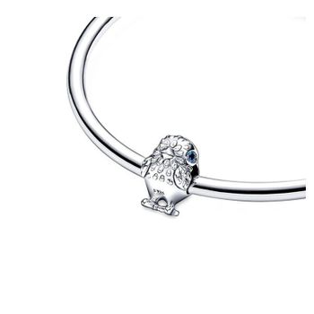 Delikatny charms srebrny AG 925 w kształcie ptaka z niebieską cyrkonią. Elegancka i lekka zawieszka do bransoletki lub naszyjnika, ok. 11,5 mm długości.3.jpg