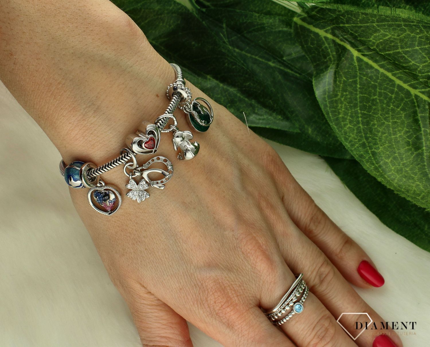 Charms Moments srebrny 925 globus w sercu DIA-CHA-IM01160423CH-925. Charms do bransoletki modułowej. Charms globus. Charms do bransoletki Pandora. Charms globus w sercu. Charms srebrny na prezent..jpg