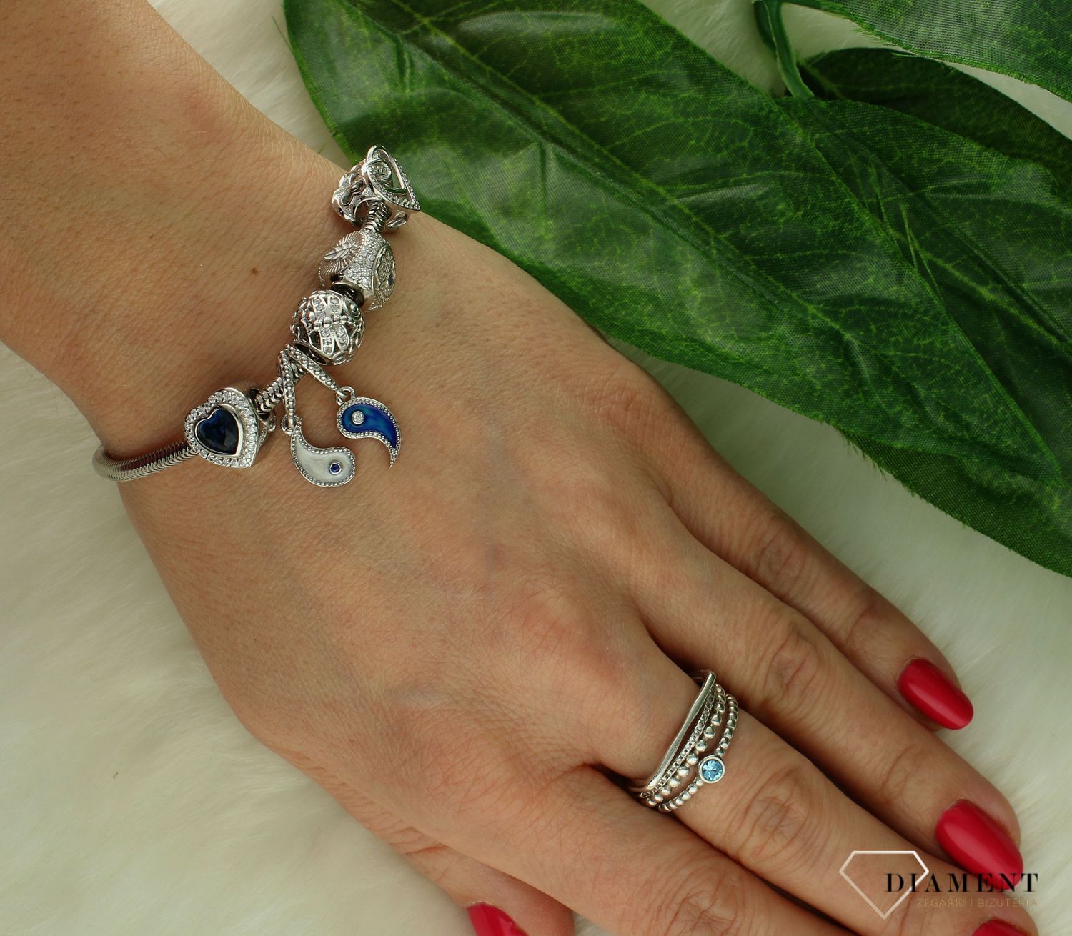 Charms Moments srebrny 925 YIN I YANG DIA-CHA-IM01190623CH-925.jpg