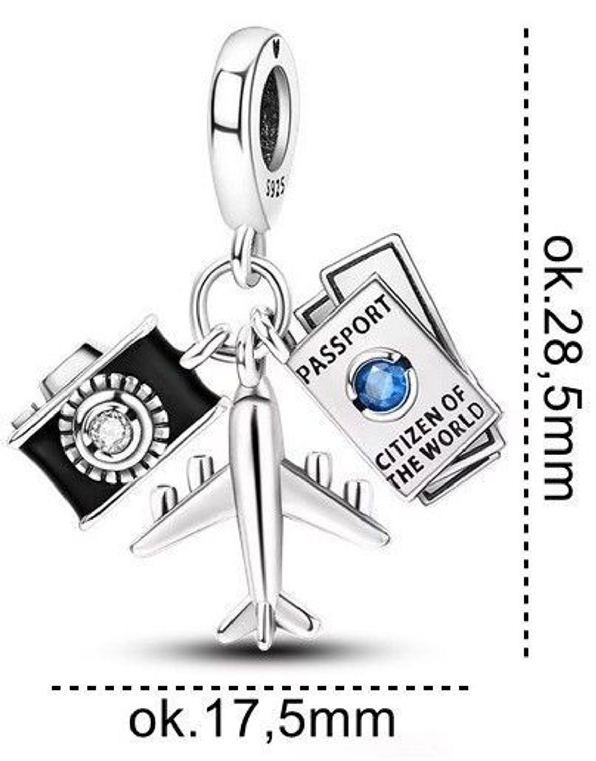 Charms srebrny 925 z motywem podróżniczym – samolot, aparat i paszport. Ozdobiony cyrkoniami w kolorze białym i niebieskim. Idealny prezent dla miłośników podróży. Model DIA-CHA-IM0530525CH-925.2.webp