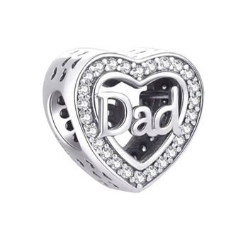 Charms srebrny próby 925 w kształcie serca z napisem „Dad Forever” i cyrkoniami. Elegancki, symboliczny dodatek do bransoletek modułowych, idealny na prezent dla taty.1.jpg