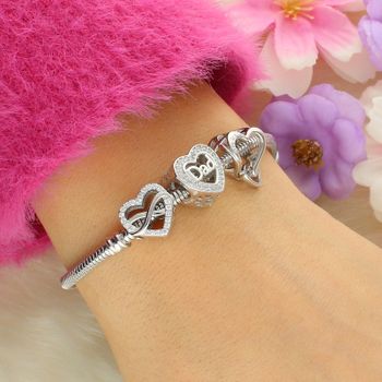 Charms srebrny próby 925 w kształcie serca z napisem „Dad Forever” i cyrkoniami. Elegancki, symboliczny dodatek do bransoletek modułowych, idealny na prezent dla taty.5.jpg