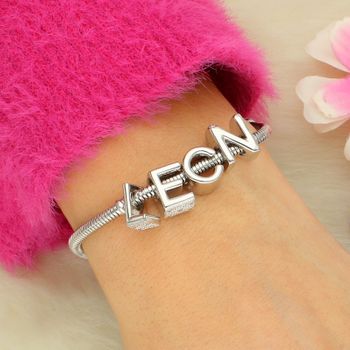 Charms srebrny próby 925 w kształcie literki L. Elegancki, personalizowany dodatek do bransoletek modułowych, idealny na prezent.2.jpg