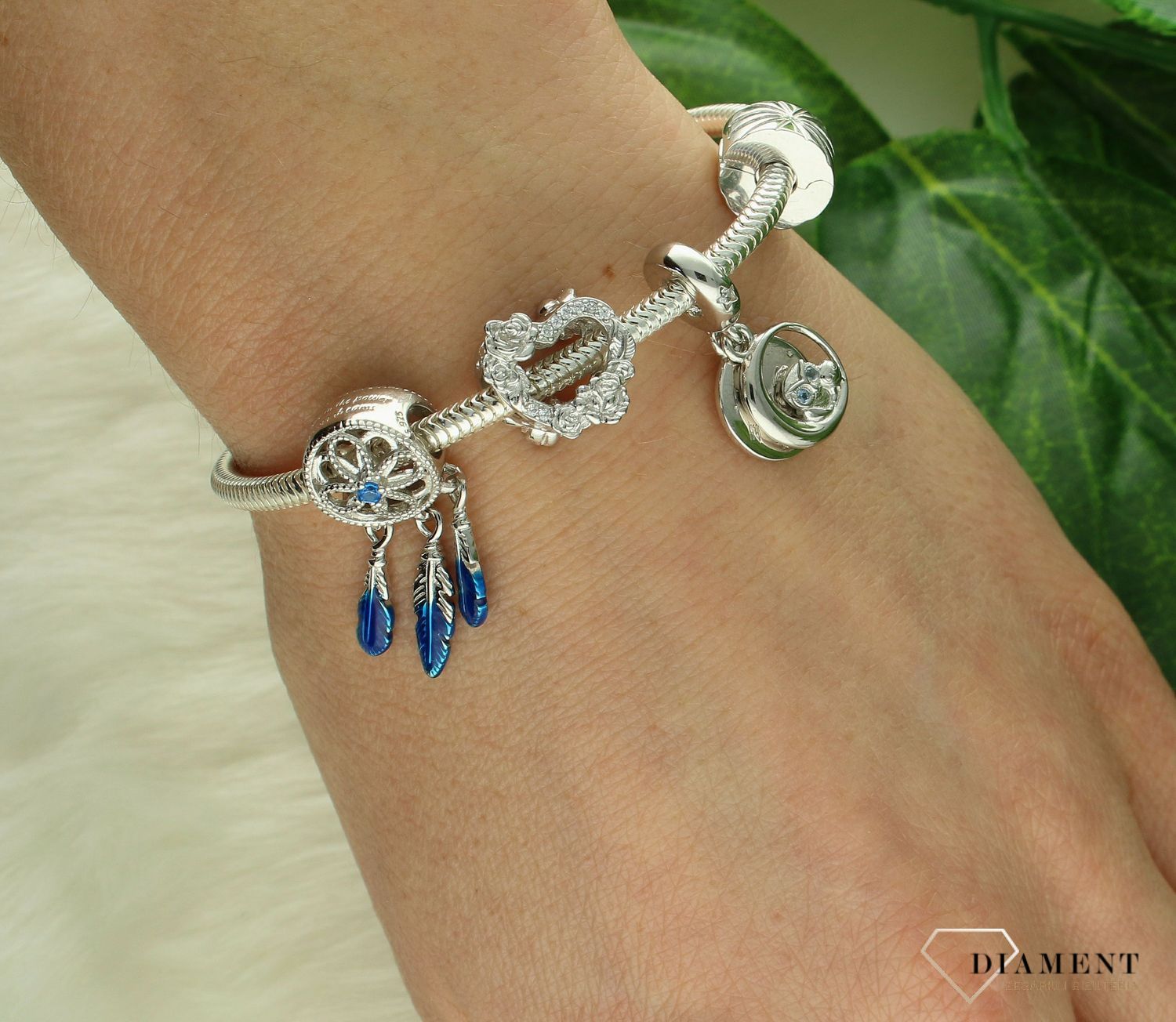 Charms Moments srebrny 925 sowa na księżycu DIA-CHA-IM0650623CH-925. Charms do bransoletki. Srebrny charms do bransoletki typu Pandora. Charms do bransoletki modułowej. Charms srebrny na prezent..jpg