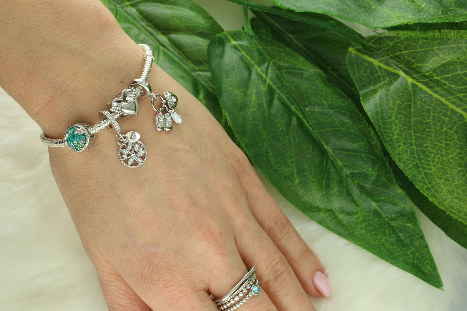 Charms Moments srebrny 925 butelka bucik serduszko DIA-CHA-IM0910623CH-925. Charms do bransoletki. Srebrny charms do bransoletki typu Pandora. Charms do bransoletki modułowej. Charms srebrny na prezent..jpg