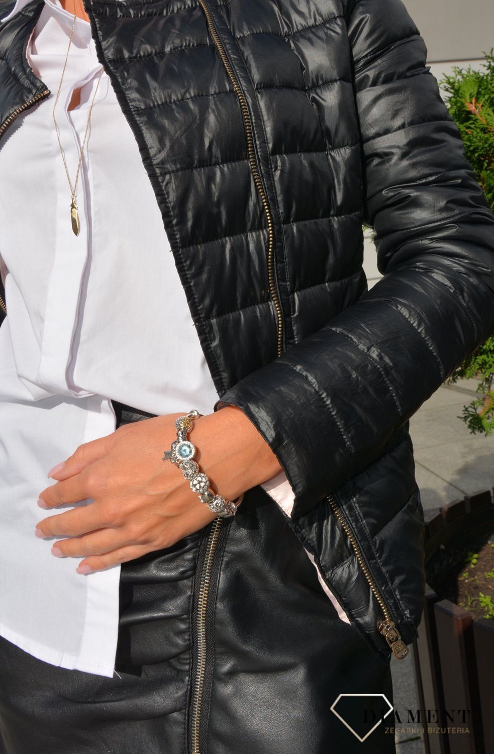 Charms Moments 'Białe serduszka'.jpg