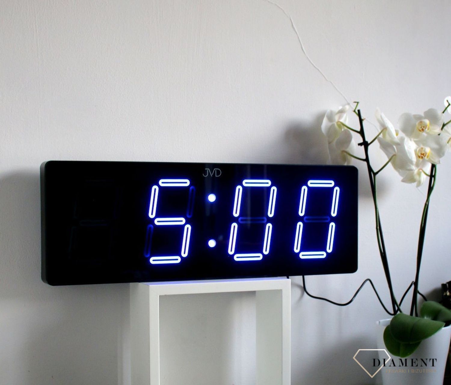 Zegar cyfrowy JVD z niebieskim wyświetlaczem LED DH1.2.jpg