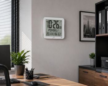 Budzik elektroniczny JVD DH9335.1 Radio Control – polskie menu, termometr i higrometr (1).jpg