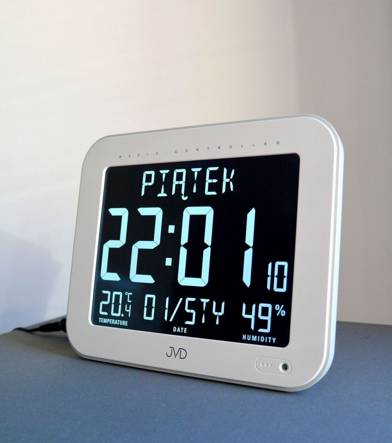 Zegar cyfrowy JVD stacja pogody sterowany radiem DH9362.1. ✓ zegar z polskim menu ✓zegar z polskim datownikiem ✓ Zegary cyfrowe ✓Zegary sterowane radiem✓ Zegary na biurko✓ Gwarancja najniższej ceny.jpg