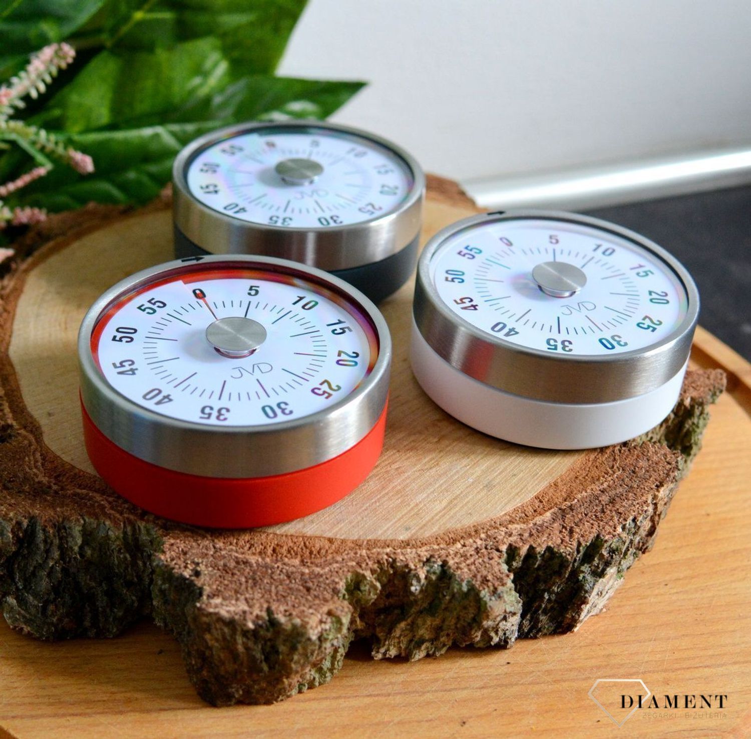 Minutnik mechaniczny kuchenny JVD z magnesem Czarny DM77.3.jpg