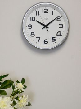 Zegar ścienny JVD HA243 srebrny 30 cm – cichy, z podświetleniem i czujnikiem światła, zegar podświetlany (2).JPG