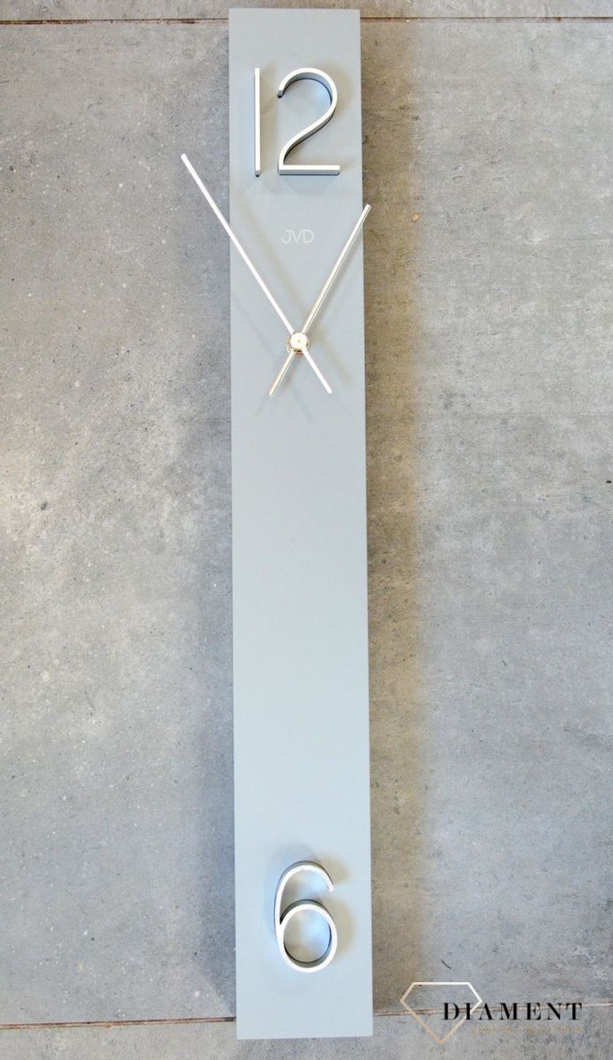 Zegar ścienny 3D JVD HC26.3 wyposażony jest w kwarcowy mechanizm, zasilany za pomocą baterii. Posiada bardzo wysoką dokładność mierzenia czasu +- 10 sekund w przeciągu 30 dni..jpg