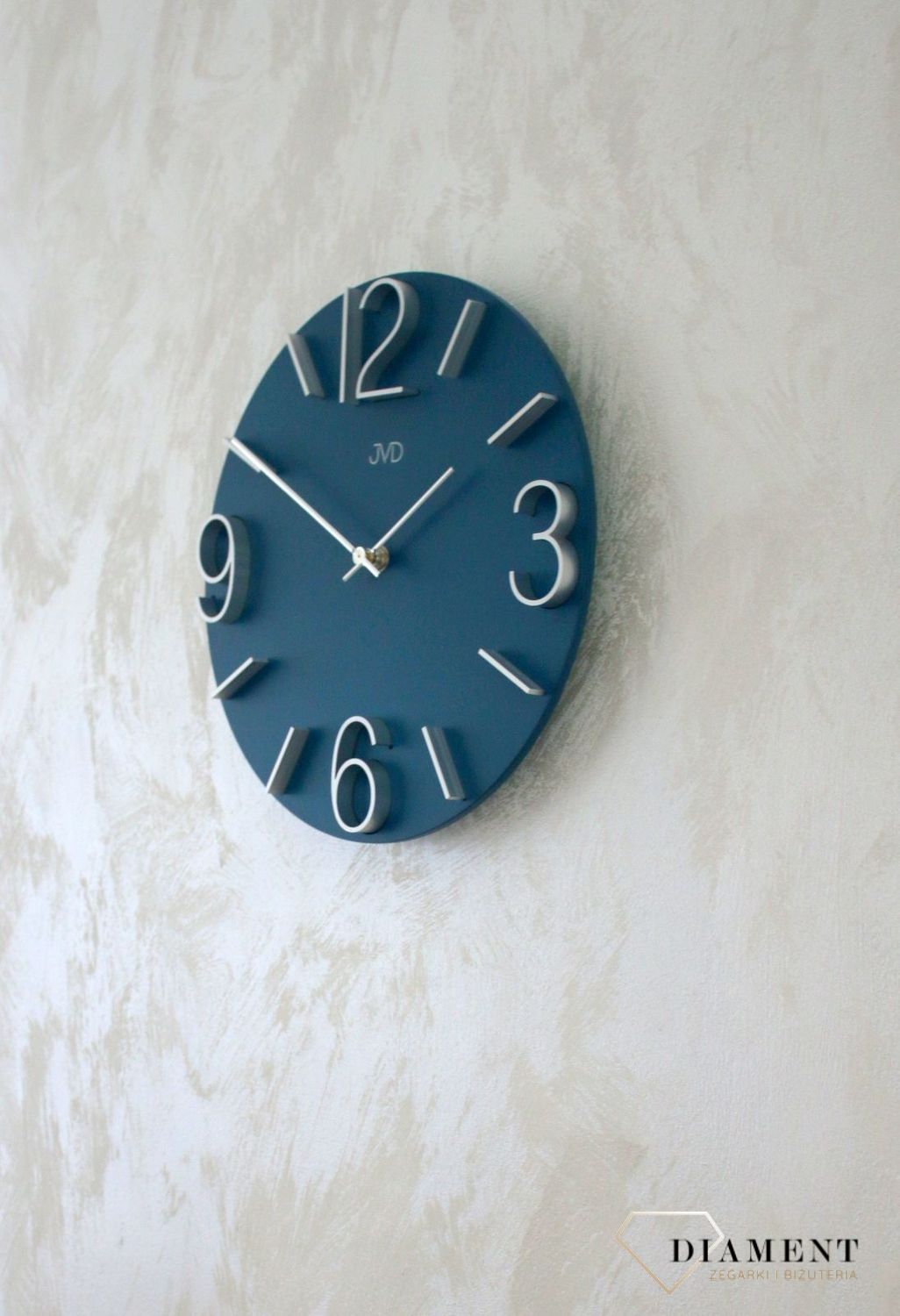 Zegar ścienny do salonu JVD 'drewniany Peacock' HC37.3. Piękny zegar ścienny do salonu JVD 'drewniany Peacock' w okrągłym kształcie w niejednoznacznym kolorze. Kolor pawi, (2).JPG