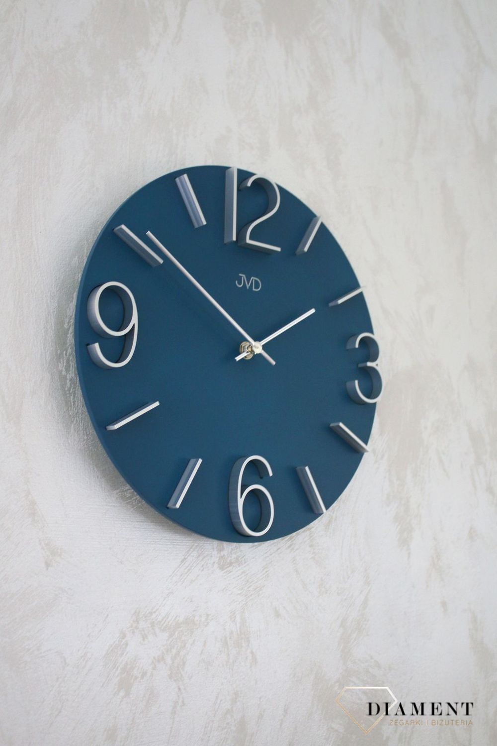 Zegar ścienny do salonu JVD 'drewniany Peacock' HC37.3. Piękny zegar ścienny do salonu JVD 'drewniany Peacock' w okrągłym kształcie w niejednoznacznym kolorze. Kolor pawi, (2).JPG