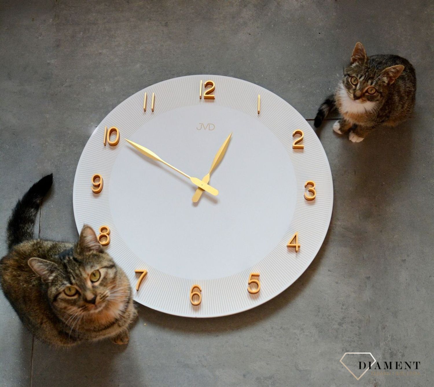 Duży zegar biały zlote cyfry 3D 50 cm HC501.1. Duży zegar biały ze złotymi dodatkami. Duży zegar ścienny nowoczesny. Zegar do nowoczesnych wnętrz (7).JPG