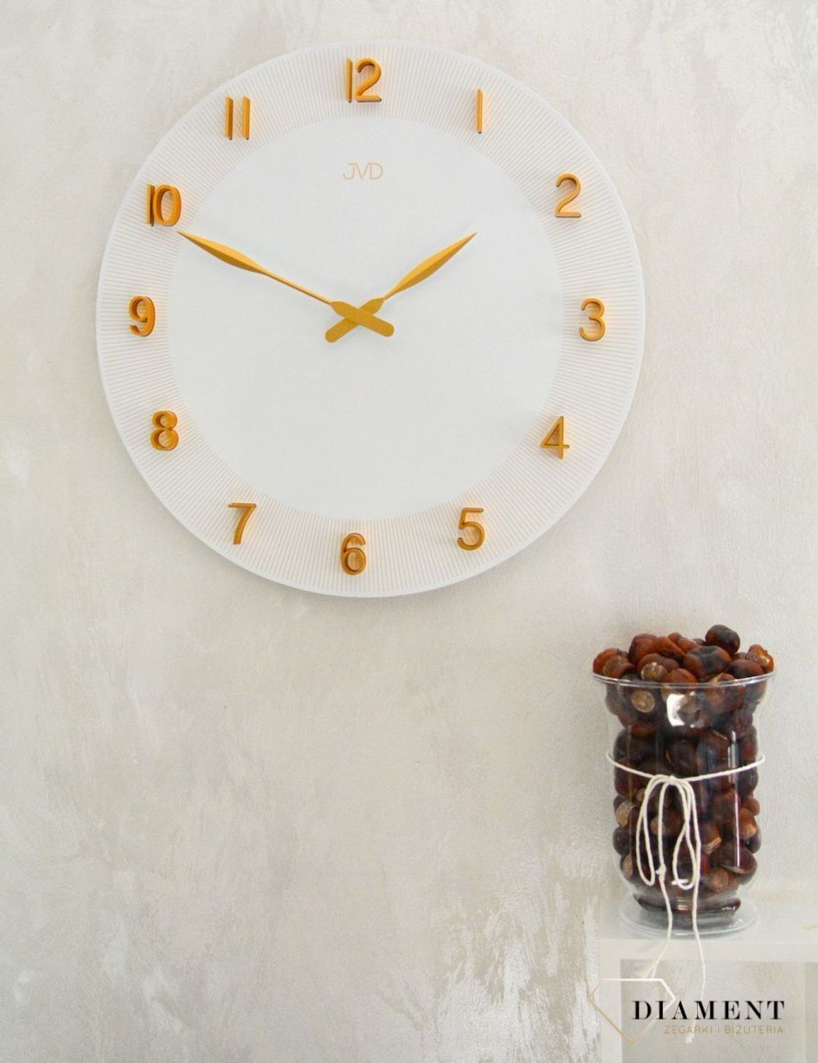 Duży zegar biały zlote cyfry 3D 50 cm HC501.1. Duży zegar biały ze złotymi dodatkami. Duży zegar ścienny nowoczesny. Zegar do nowoczesnych wnętrz (7).JPG