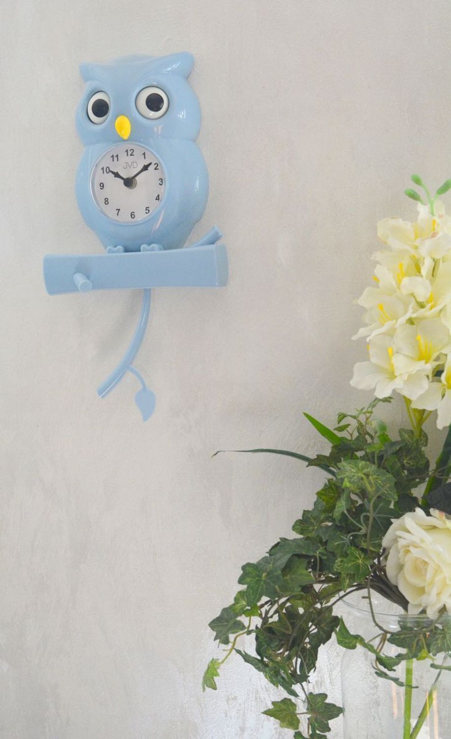 Zegar ścienny dziecięcy JVD sowa z wahadłem HE21.2. Zegar ścienny dziecięcy. Zegar ścienny do przedszkola. Zegar do pokoju dziecięcego. Zegarek w kształcie sowy z wahadłem. Zegar na ścianę na prezent dla dziecka..jpg