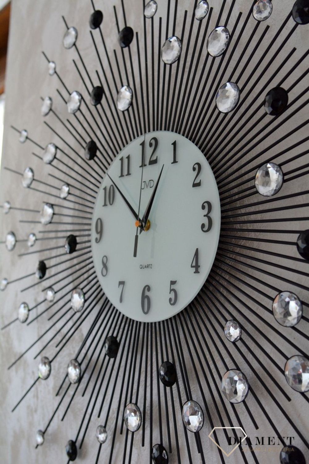 Ścienny zegar JVD HJ21.jpg