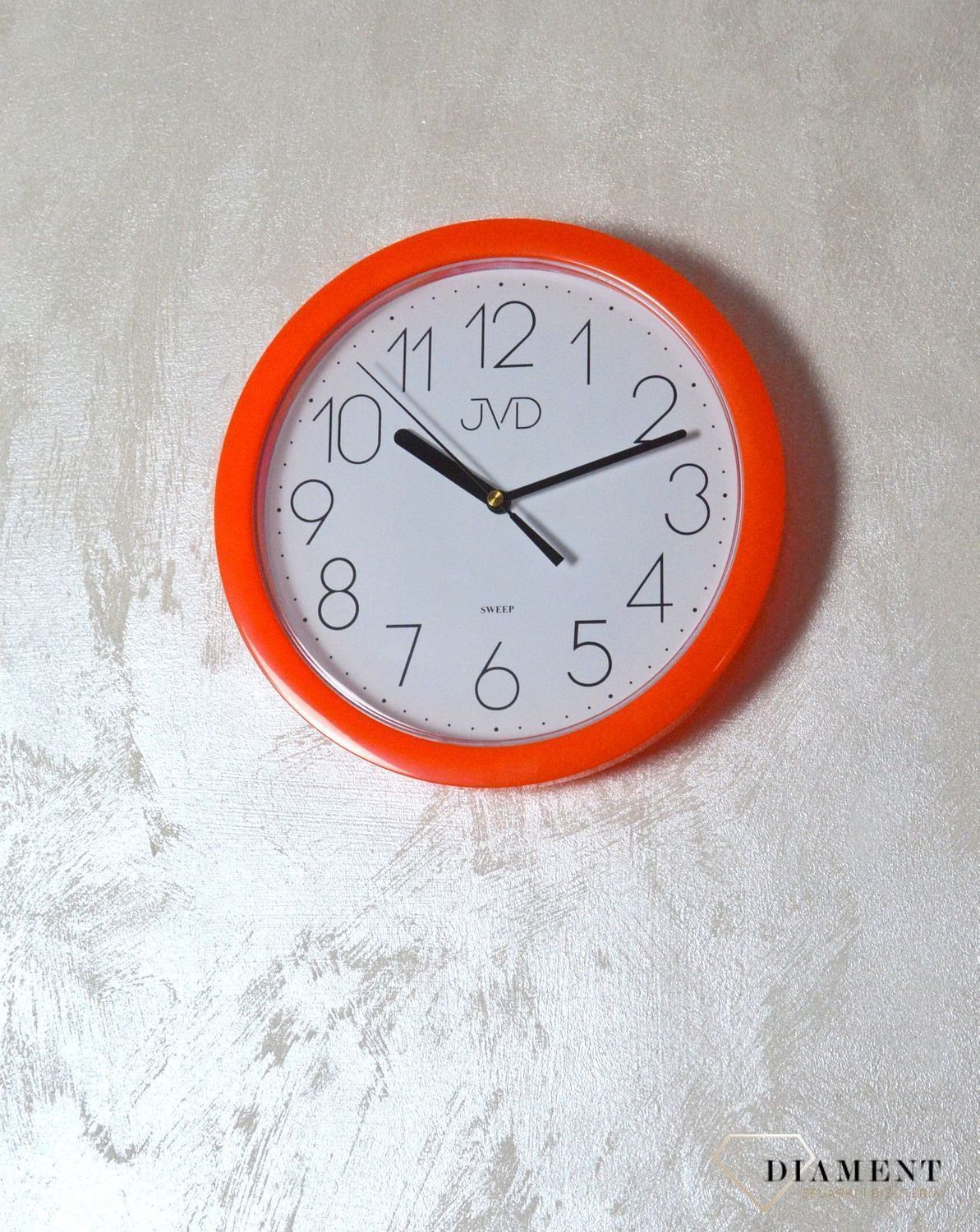 Zegar na ścianę pomarańczowy 25 cm Jvd HP612.11 ✓Zegary ścienne w kolorze pomarańczowym✓ Zegar ścienny ✓Nowoczesne zegary (2).JPG