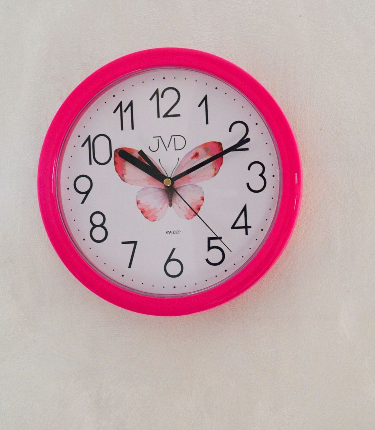 Zegar ścienny JVD różowy HP612.D12 cichy mechanizm 25 cm. Zegar ścienny okrągły. Zegar ścienny do kuchni. Zegar ścienny z cichym mechanizmem. Ścienny zegarek do pokoju..jpg