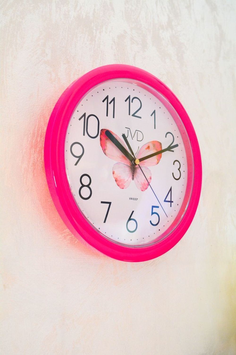 Zegar ścienny JVD różowy HP612.D12 cichy mechanizm 25 cm. Zegar ścienny okrągły. Zegar ścienny do kuchni. Zegar ścienny z cichym mechanizmem. Ścienny zegarek do pokoju..jpg