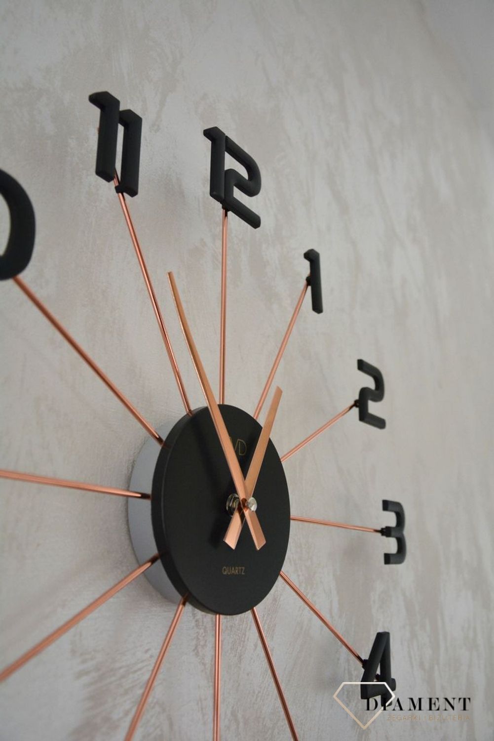 Zegar ścienny duży nowoczesny czarny z różowym złotem 49 cm