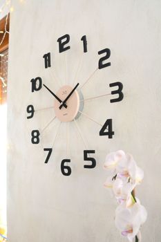 Zegar ścienny JVD HT119.1 pudrowy róż 49 cm – designerski metalowy (7).JPG