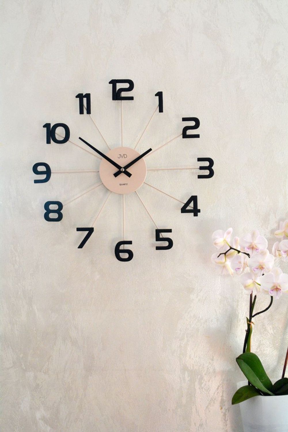 Zegar ścienny JVD HT119.1 – nowoczesny zegar analogowy, beżowy, metalowy (1).png