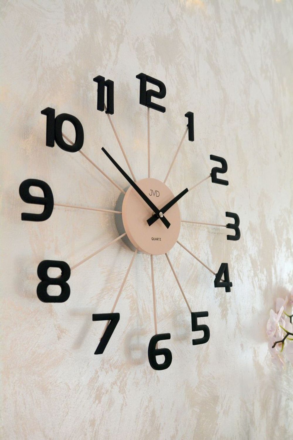 Zegar ścienny JVD HT119.1 – nowoczesny zegar analogowy, beżowy, metalowy (1).png