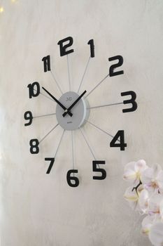 Zegar ścienny JVD HT119.3 – nowoczesny zegar analogowy, szary, metalowy (2).JPG