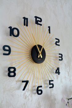 Zegar ścienny JVD HT121.1 – nowoczesny zegar analogowy, czarny ze złotym, metalowy (3).JPG