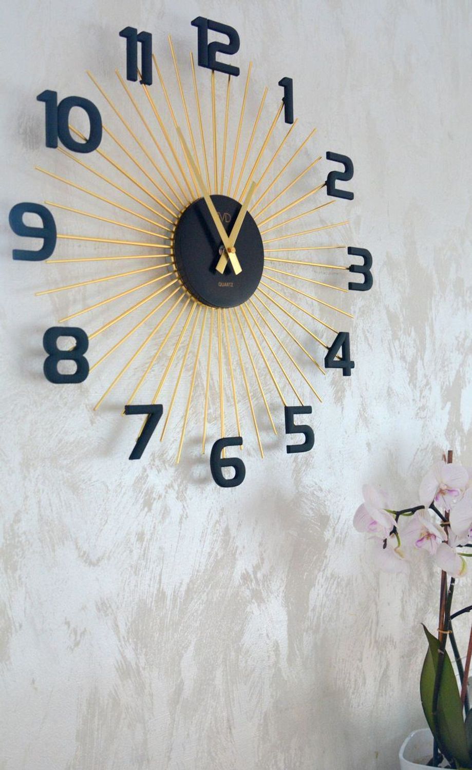 Zegar ścienny JVD HT121.1 – designerski, czarny ze złotym (2).png