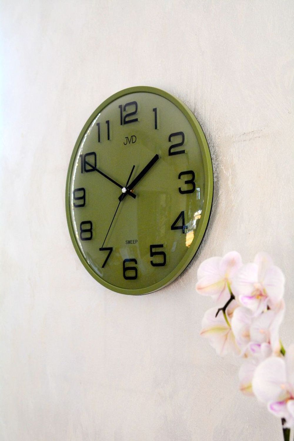 Zegar ścienny JVD HX2472.12 zielony – cichy kwarcowy zegar z płynącym sekundnikiem.jpg