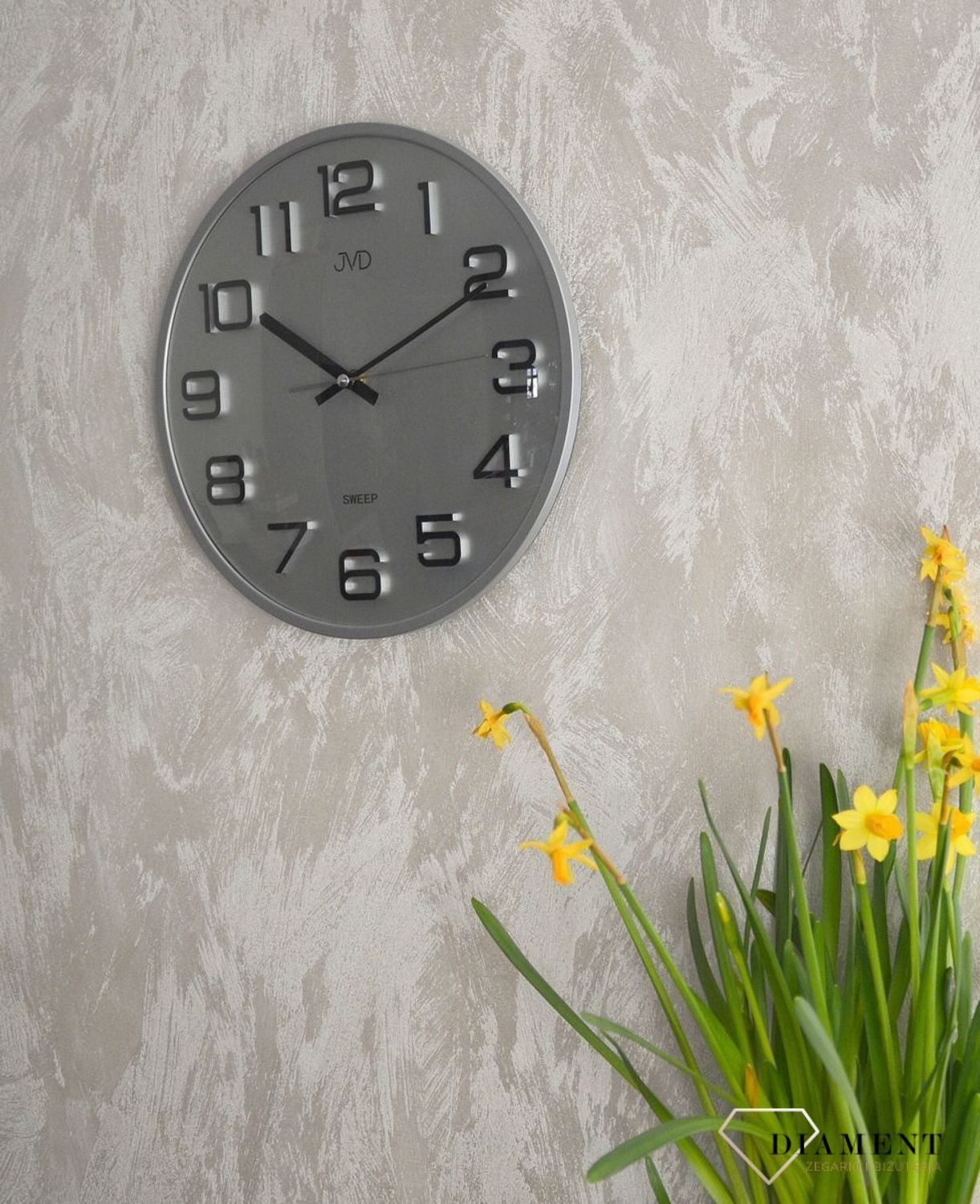 Zegar na ścianę do pokoju JVD srebrny HX2472.7bn.jpg