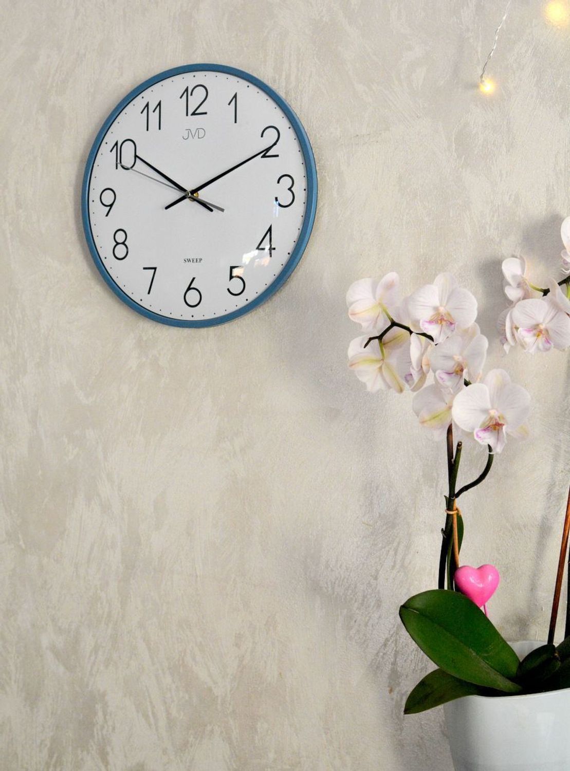 Zegar ścienny JVD HX8016.4 – niebieski, 30 cm, cichy mechanizm, płynący sekundnik.jpg