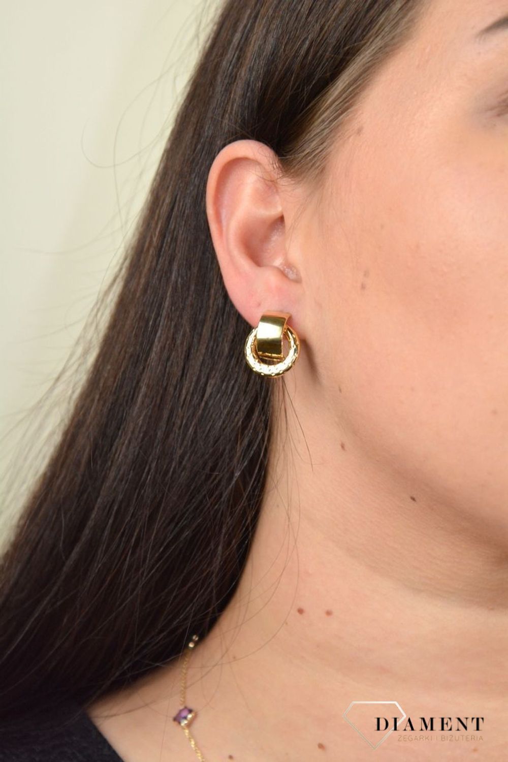 Złote kolczyki gładkie blaszki z grawerowanymi kółkami DIA-KLC--25-Y-585.jpg