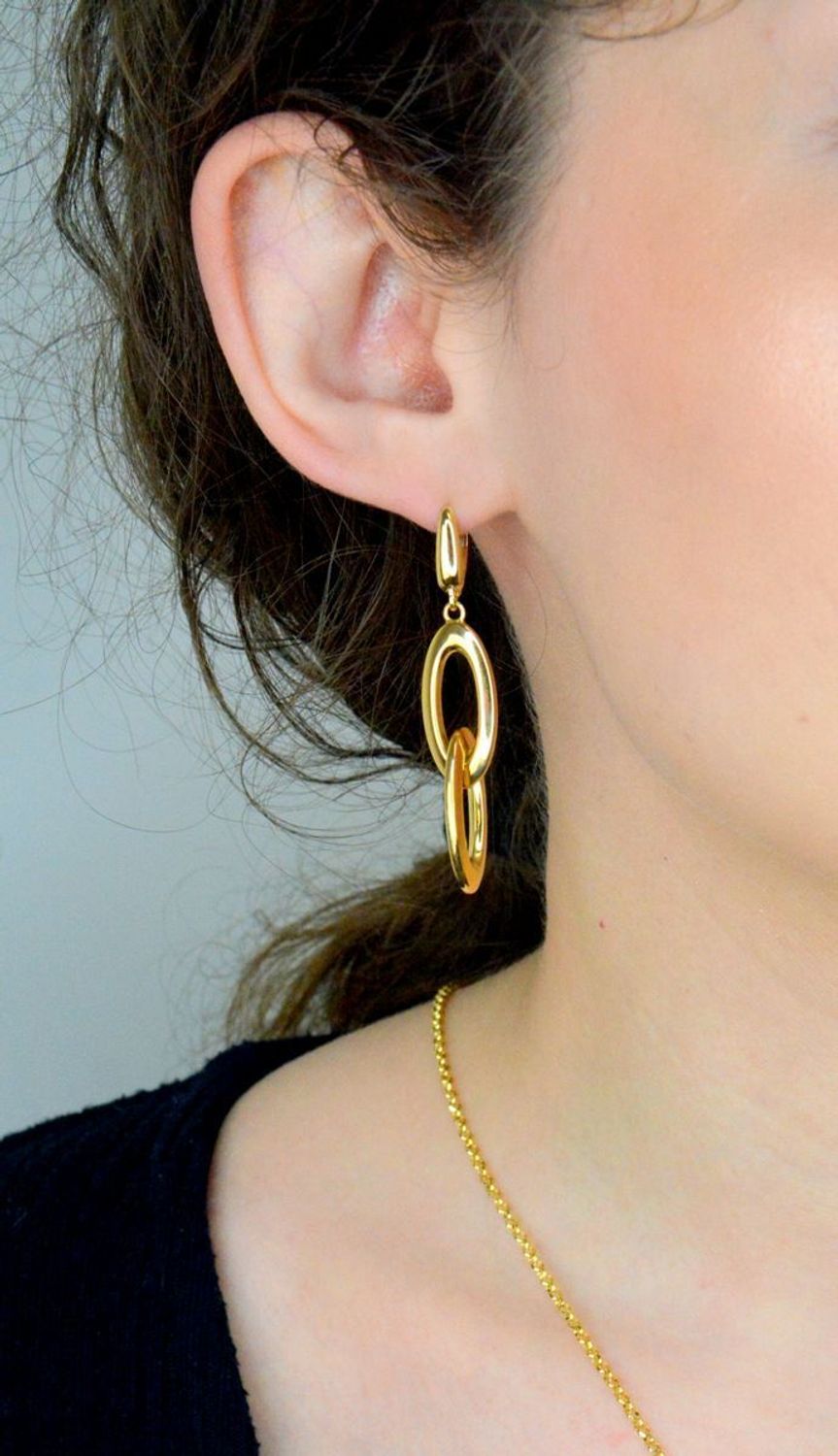 Kolczyki złote wiszące owalne pr 585, DIA-KLC-011134-585 Złote kolczyki wykonane z najwyższej jakości żółtego złota, próba 585. Kolczyki w kształcie podwójnych owalnych ogniw1.jpg