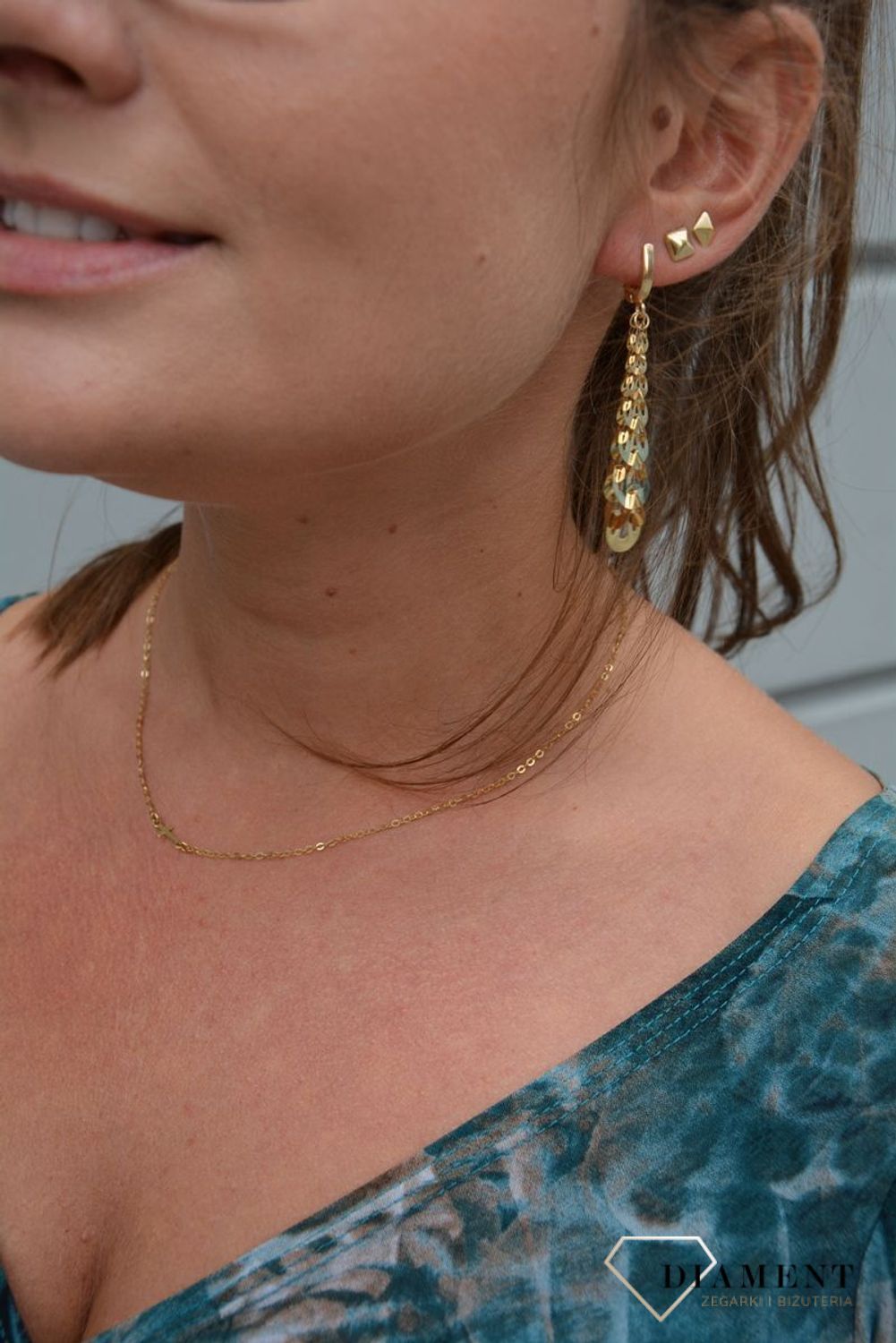 Złote kolczyki 585 długie o ciekawym wzorze DIA-KLC-0378-585.jpg