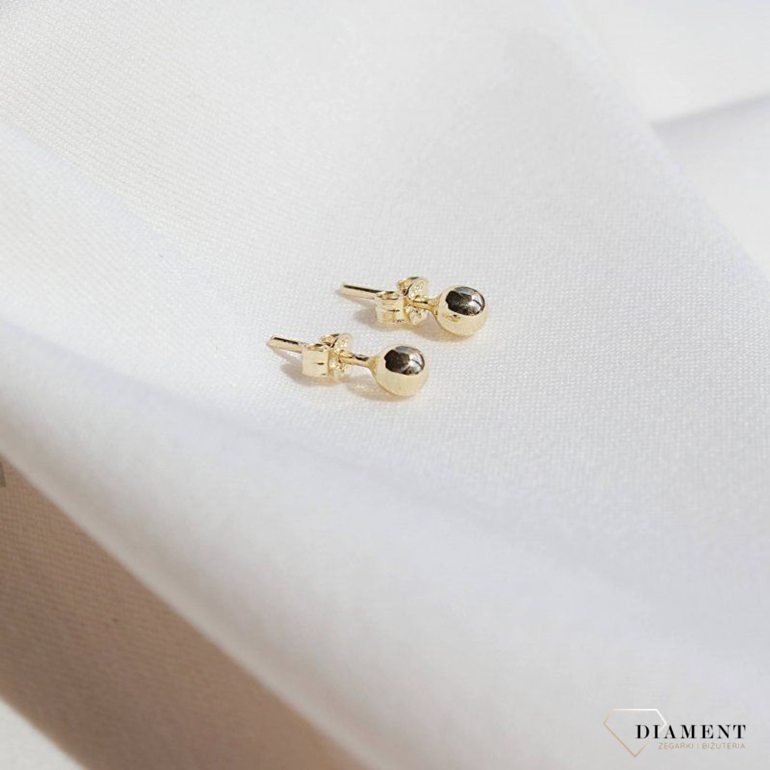 Złote kolczyki 585 'Małe kropeczki' Kolczyki złote w Sklepie z Biżuterią zegarki-diament.pl✓ Piękne Kolczyki dla Kobiet.jpg