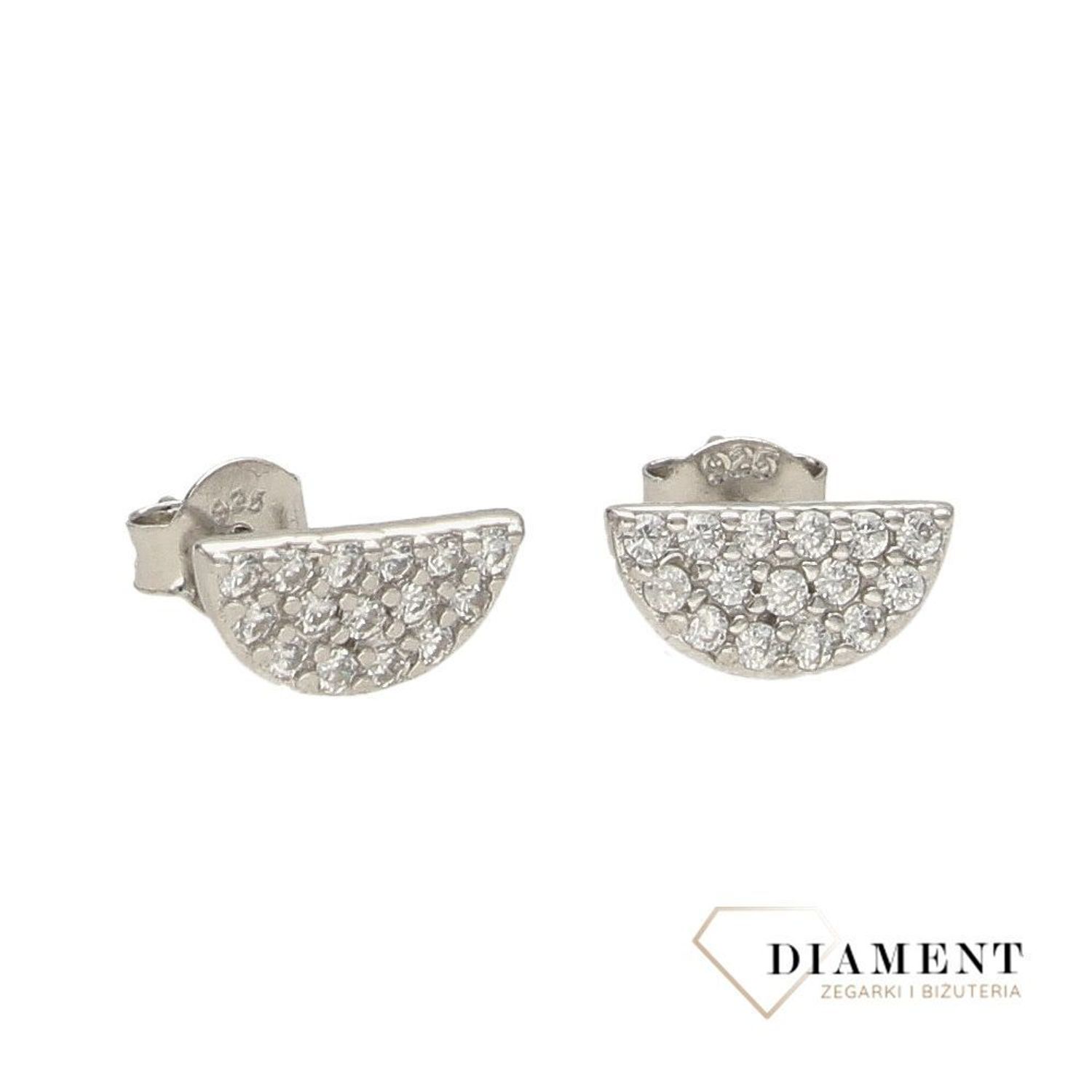 Kolczyki srebrne ozdobione cyrkonią.jpg