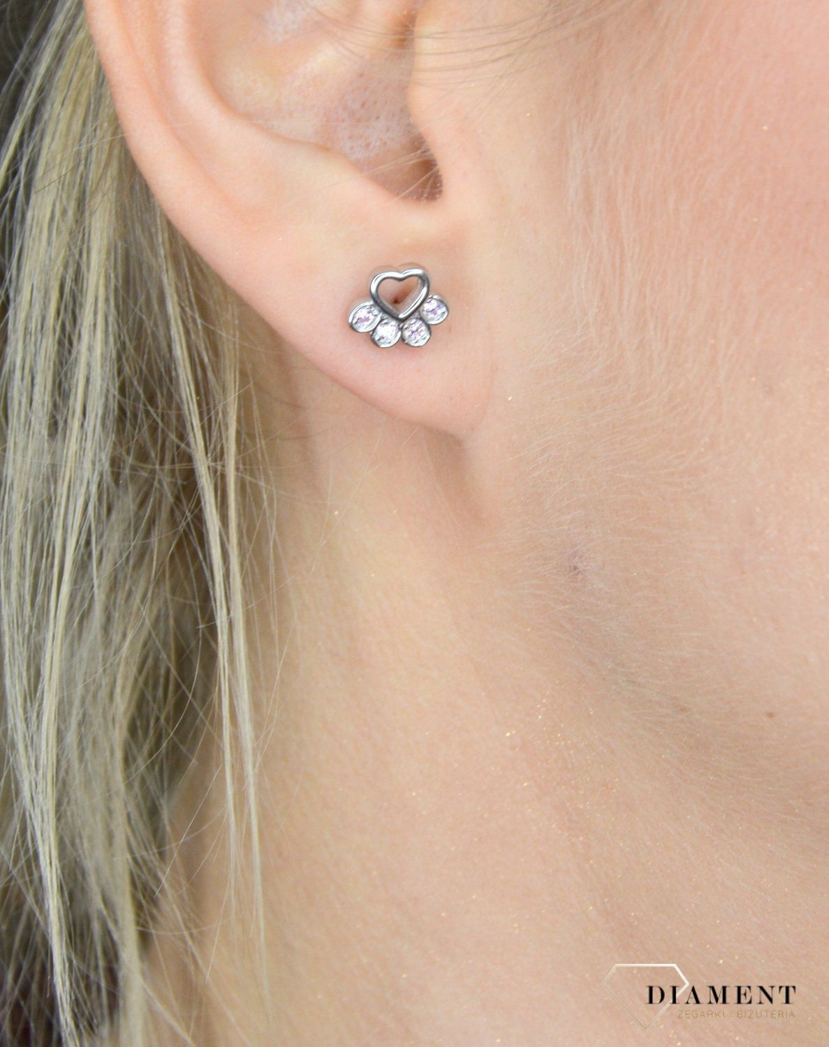 Srebrne kolczyki łapki z różową cyrkonią.jpg