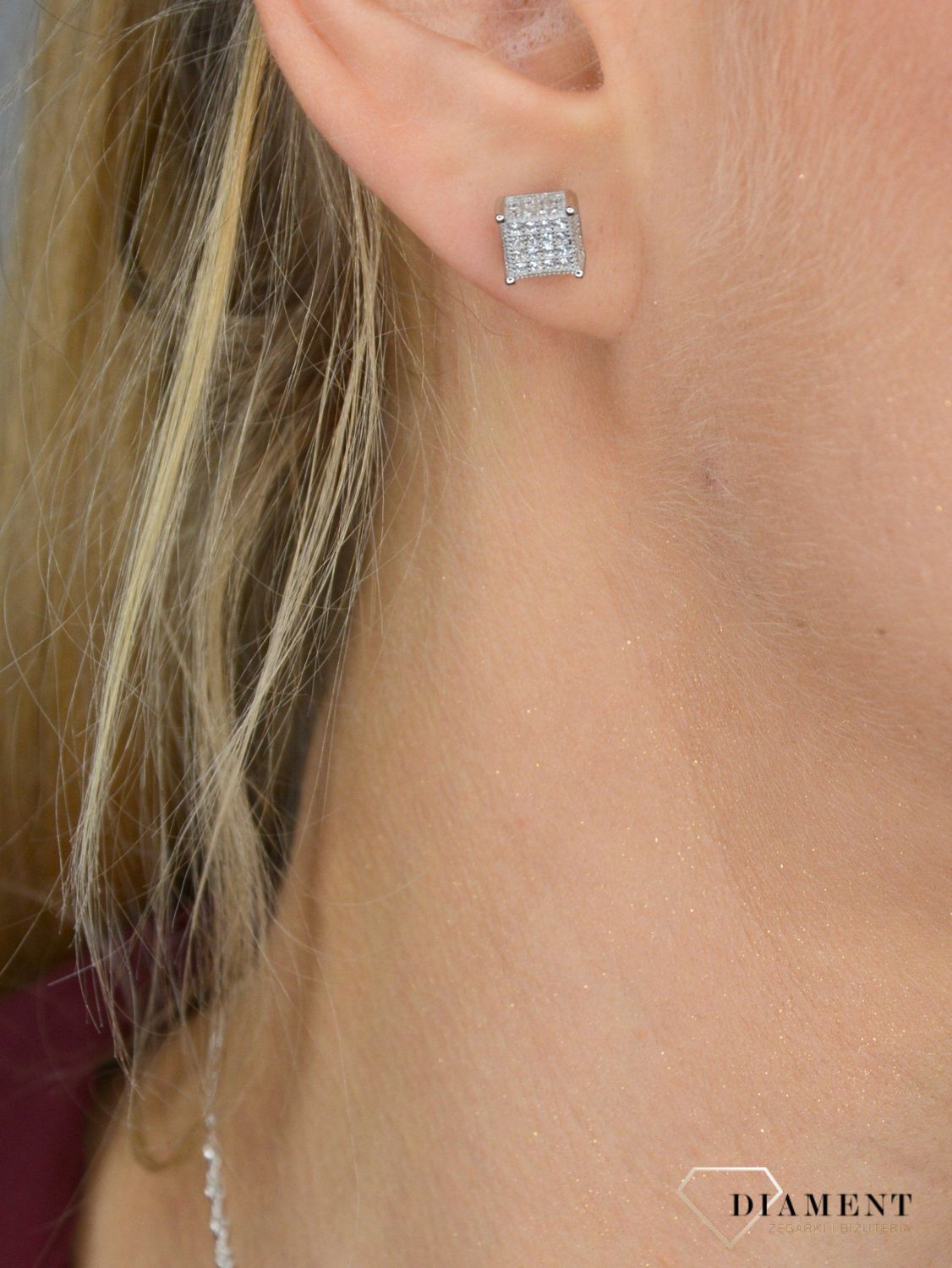 Kolczyki srebrne kwadraty z cyrkonią.jpg