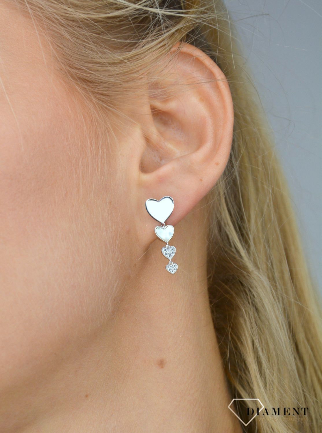 Srebrne kolczyki wiszące serca.jpg