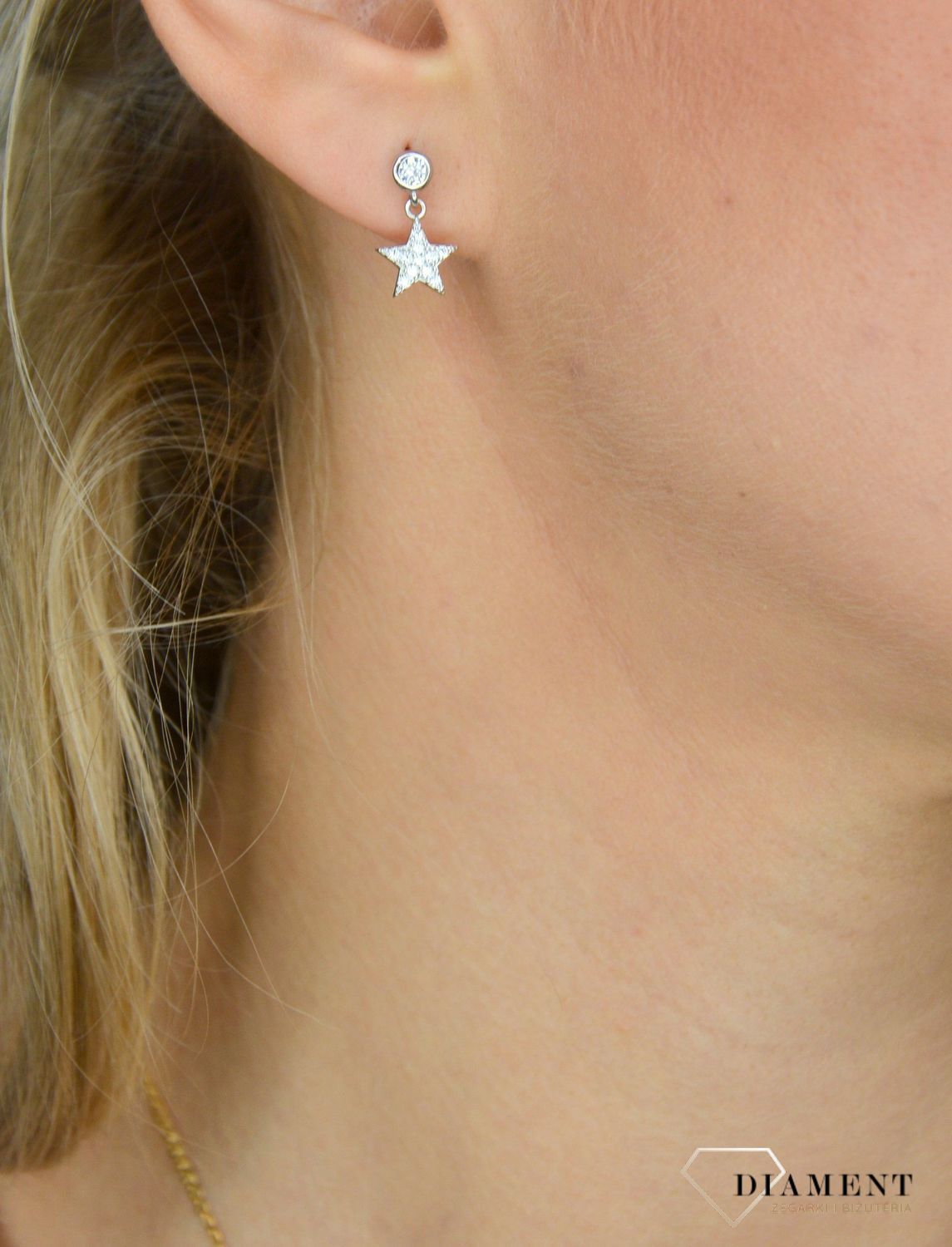Kolczyki srebrne wiszące gwiazdki ozdobione cyrkonią.jpg