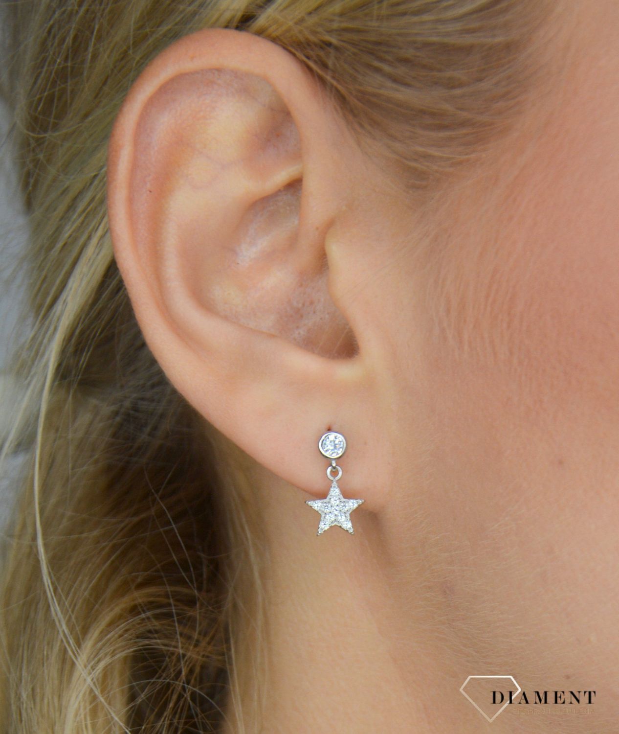 Kolczyki srebrne wiszące gwiazdki ozdobione cyrkonią.jpg