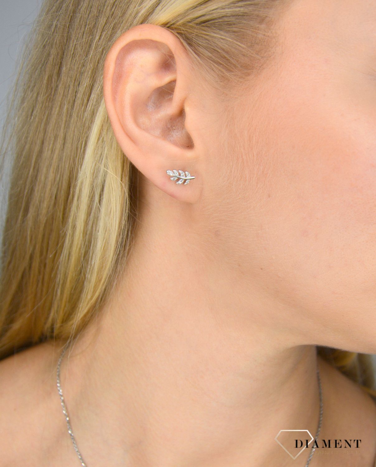 Kolczyki srebrne 925 liście z cyrkonią.jpg